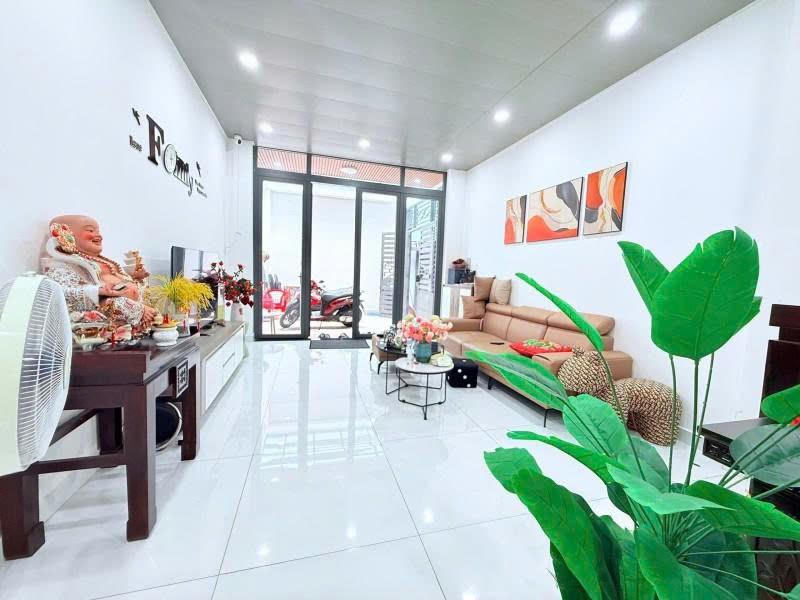 Bán nhà hẻm 4m Trịnh ĐÌnh Trọng - gần Âu Cơ vào, 4x20m, 2 Tầng mới, 2 PN, chỉ 6,9 Tỷ.