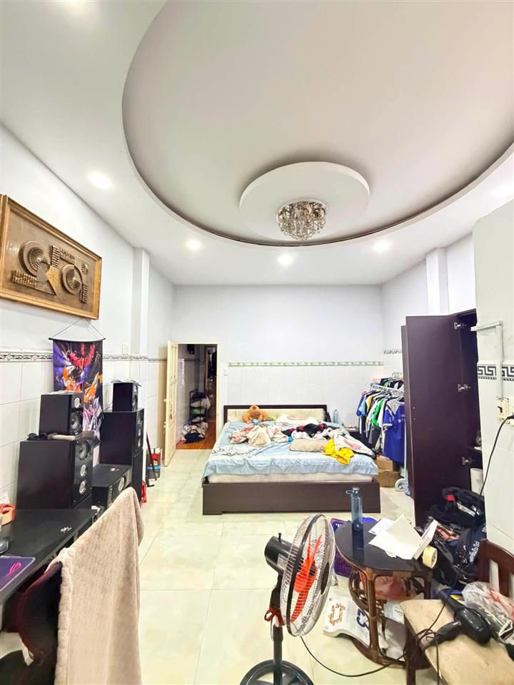 Bán nhà hẻm 5m Âu Cơ - gần Khu Đồng Đen, Bàu Cát,  5x14m, 4 Tầng - 5 PN, chỉ 6,8 Tỷ.