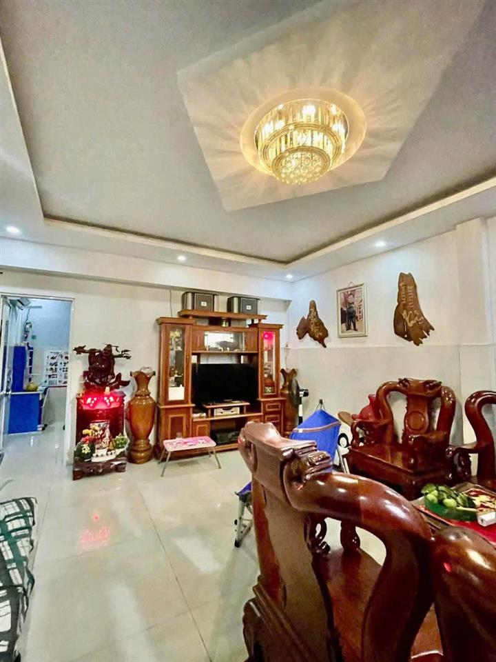 Bán nhà Hẻm 6m Lê Trọng Tấn - gần Phạm Đăng Giảng, 2 Tầng - 6PN, Sổ A4, hạ còn 6,5 Tỷ.