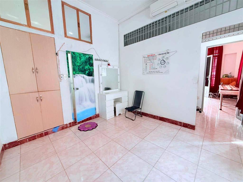 Bán nhà hẻm 4m Trường Chinh - gần Âu Cơ, 61m2 ( 5.1x12m), 3 tầng - 4 PN, Sổ A4, chỉ 6,2