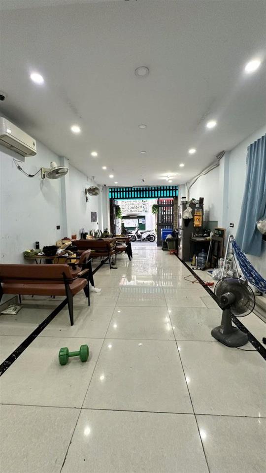 Bán nhà Mặt tiền Hẻm 8m Hoàng Văn Thụ - giao Út Tịch, 4,4x14m, 5 Tầng - 5PN, 14,5 tỷ.