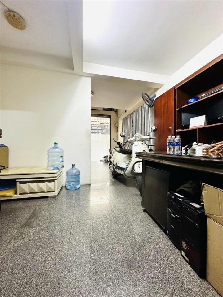 Bán nhà 2 Mặt tiền hẻm 8m Trần Văn Hoàng - thông Thành Mỹ, 6,3x12m, 5 Tầng, chỉ 11,8 Tỷ.