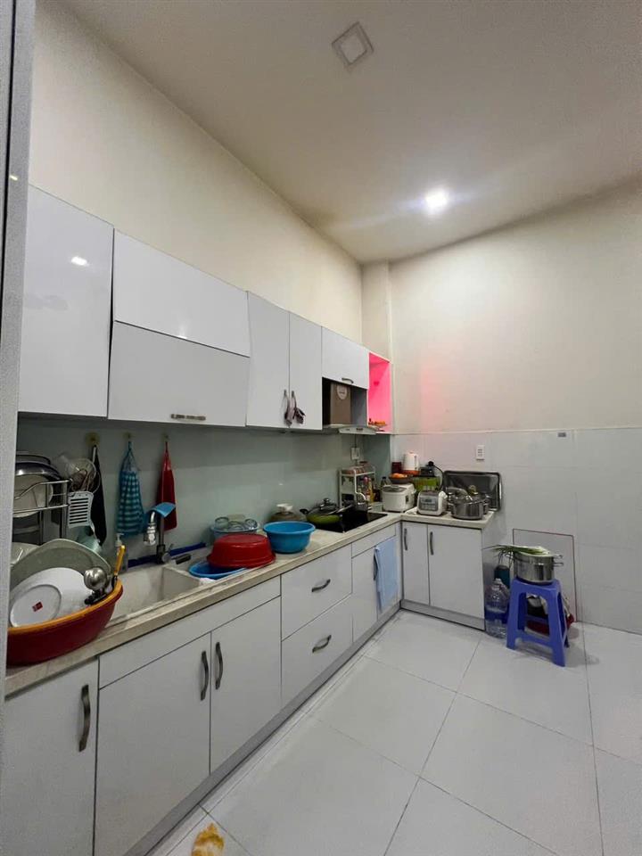 Bán nhà Hẻm 4m Nguyễn Duy Dương - gần Ngô Gia Tự, 4x14m, 4 Tầng, 3PN, còn 8,8 Tỷ.