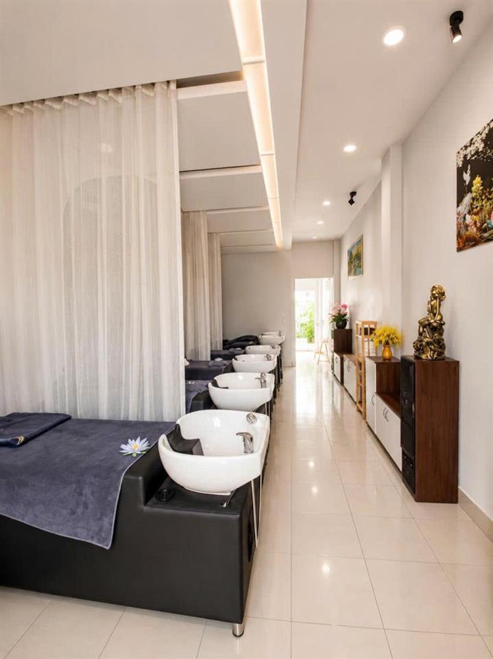 Bán nhà Mặt tiền Tân Hương - gần Tân Quý, DT:  4,1x19m, 2 tầng, HĐT 30tr, chào 15,5 tỷ.