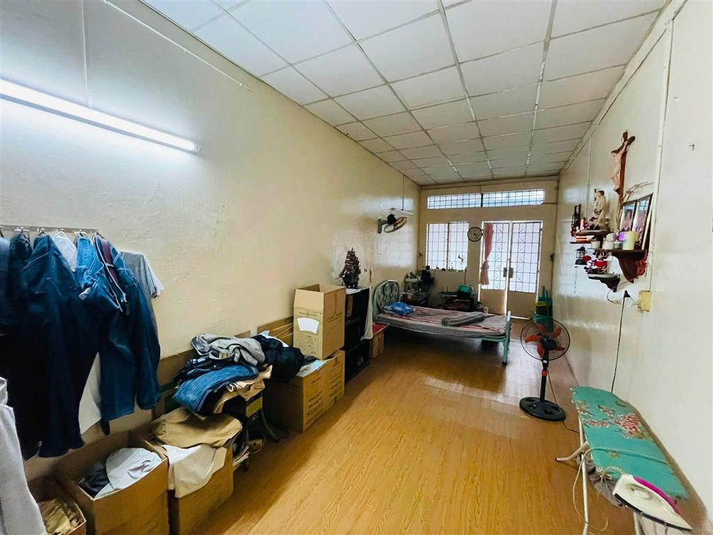 Bán nhà Mặt tiền Thống Nhất - giao Lê Đức Thọ, 3,2x22m, 2 Tầng -  2PN, hạ 8,5 Tỷ.