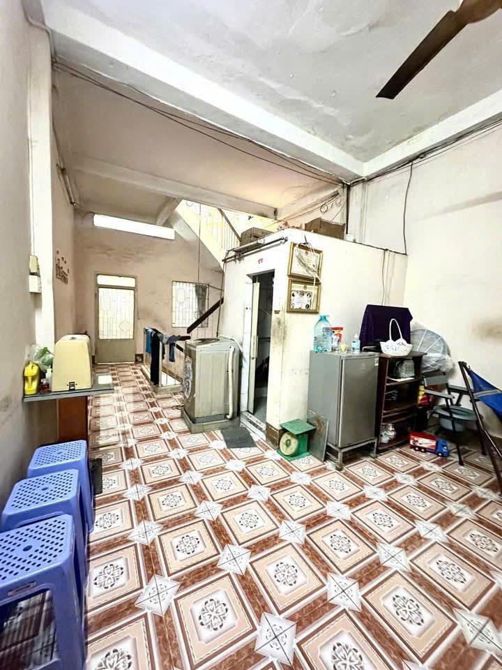 Bán nhà 2 Mặt tiền Hàn Hải Nguyên - giao 3/2, 5,8x14m, 3 Tầng cũ, 1 đời chủ, 16,5 Tỷ.