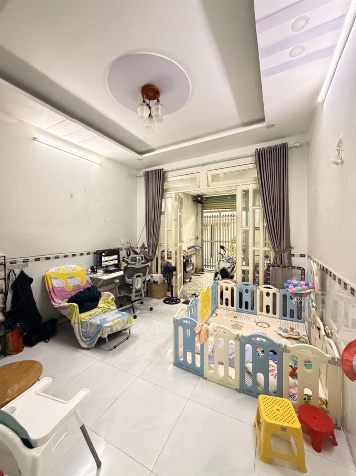 Bán nhà Hẻm 5m  Nguyễn Sỹ Sách - gần Chợ Tân Trụ, 4x16m, 2 Tầng - 1 đời chủ, 5,95 Tỷ.