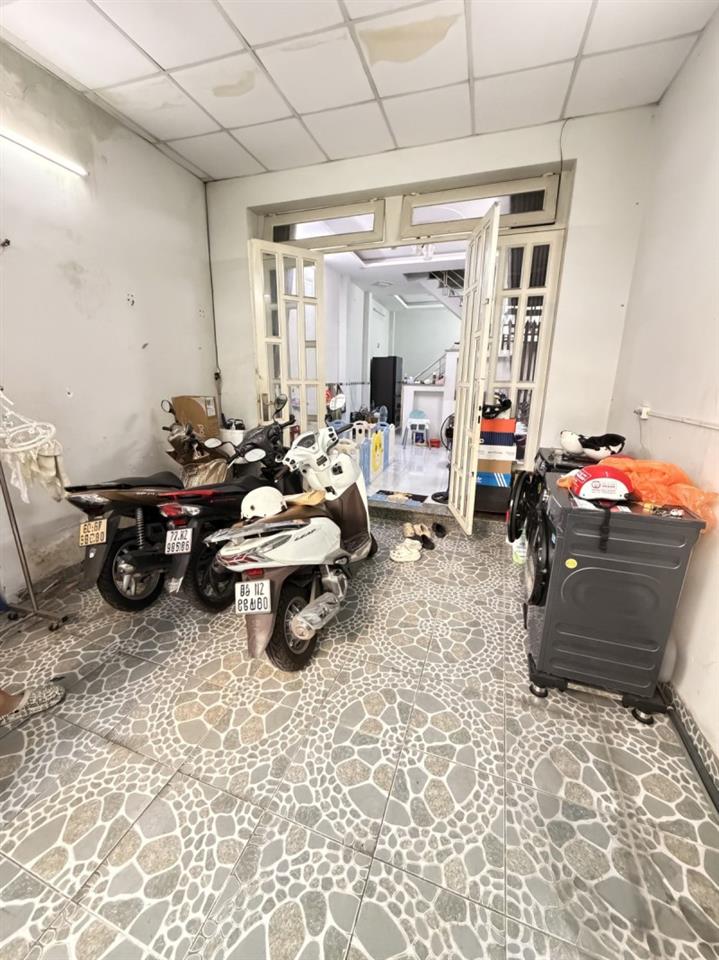 Bán nhà Hẻm 5m  Nguyễn Sỹ Sách - gần Chợ Tân Trụ, 4x16m, 2 Tầng - 1 đời chủ, 5,95 Tỷ.
