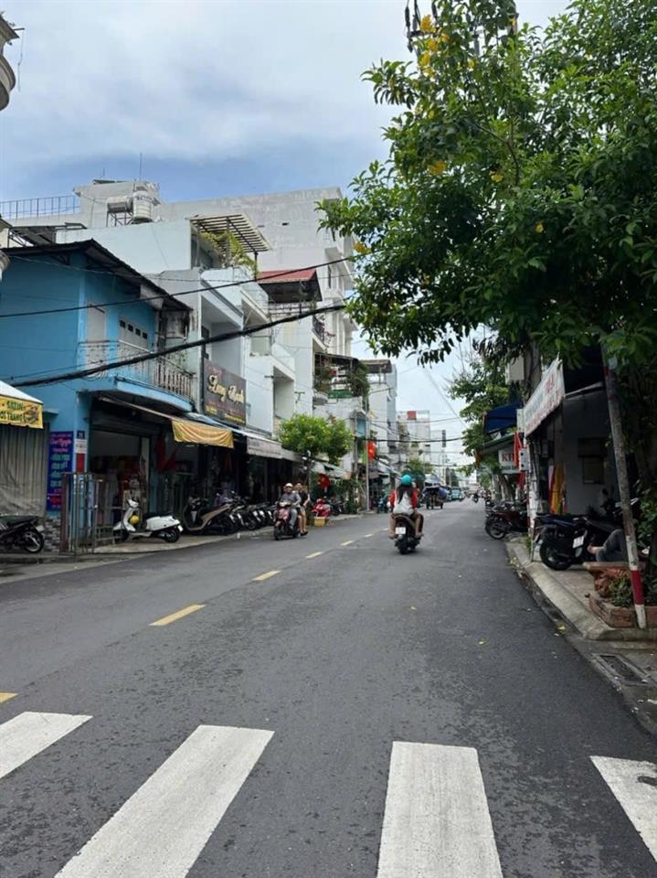 Bán nhà Mặt tiền Lê Văn Phan - giao Vườn lài, Phú Thọ Hòa, 4x23m, 2 Tầng, thuê 35tr, 15,5
