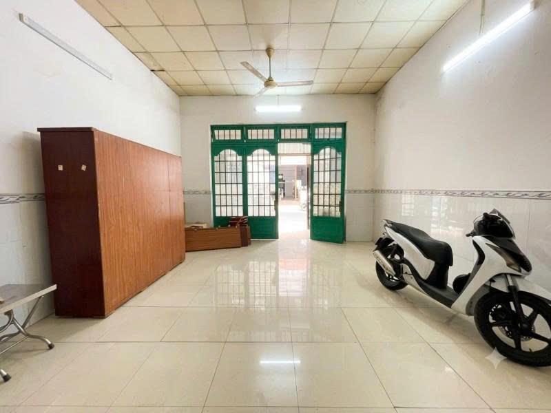 Bán nhà Hẻm nhựa 7m Thành Mỹ - gần Lý Thường Kiệt, 5,3x16m, 2 Tầng cũ, 3PN, 9,8 Tỷ