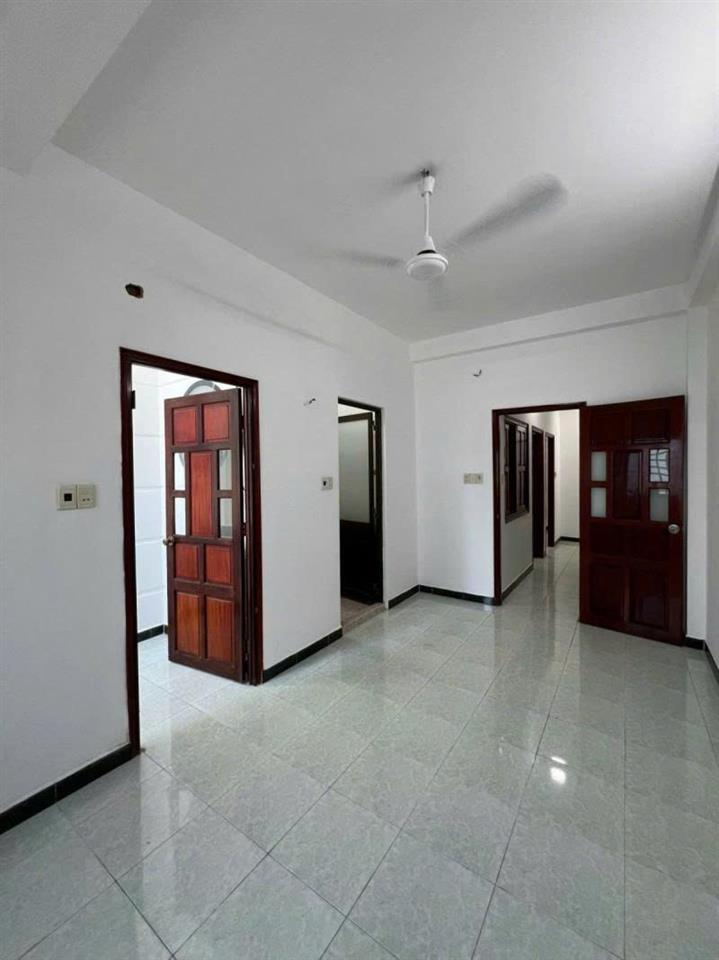 Bán nhà hẻm 8m - ngay hẻm 331/ Phan Huy Ích, gần Emart, 4,5x15m, 3 Tầng - 4PN, 8,9 Tỷ
