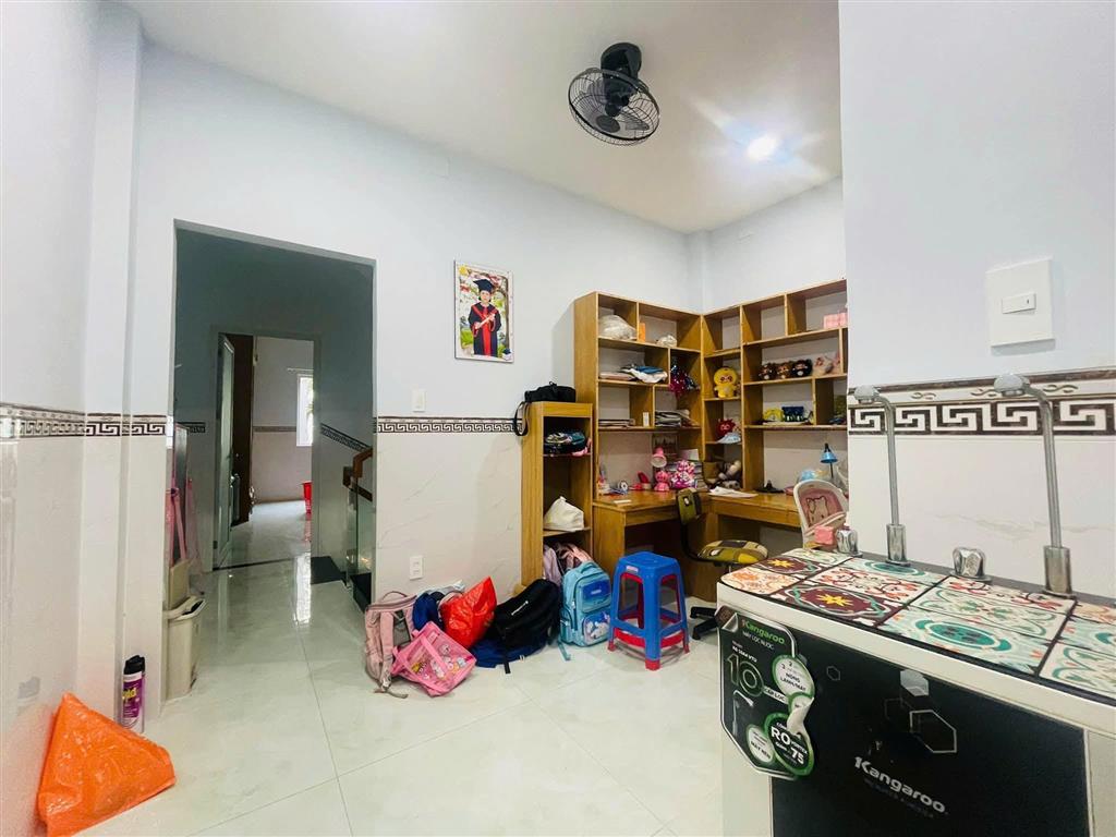 Bán nhà Hẻm 7m NGuyễn Văn Săng - giao Tân Sơn Nhì,  4,1x15m, 4 Tầng - 4PN,  7,95  Tỷ.