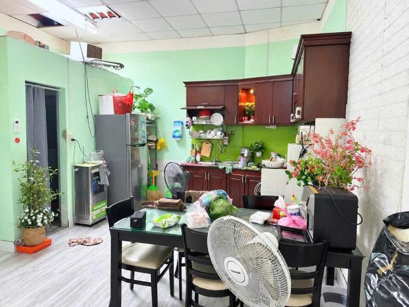 Bán nhà Mặt tiền Trương Phước Phan - gần Hương Lộ 2,  5x25m - 3 Tầng, 4PN, chỉ 13,9 Tỷ.