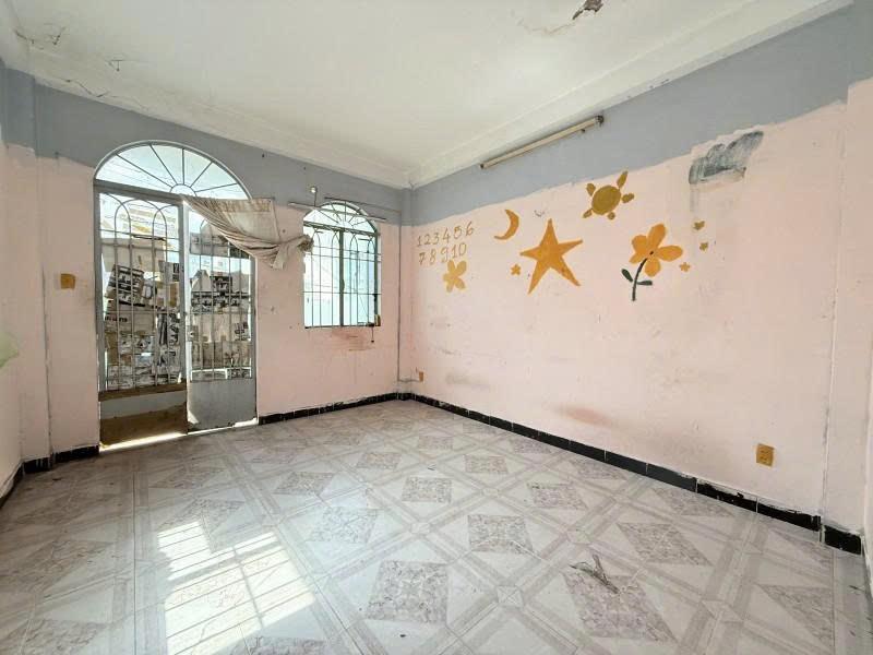 Bán nhà lô góc - Hẻm 6m Trường Chinh - gần Tân Hải, 4x18m, 3 Tầng, 5PN, Sổ A4, 9,3 Tỷ.