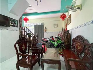 Bán nhà Hẻm xe hơi 5m  Đồng Đen - khu Bàu Cát,  DT: 5x12m, 2 Tầng - Sổ A4, 1 Chủ, 6,7 Tỷ.