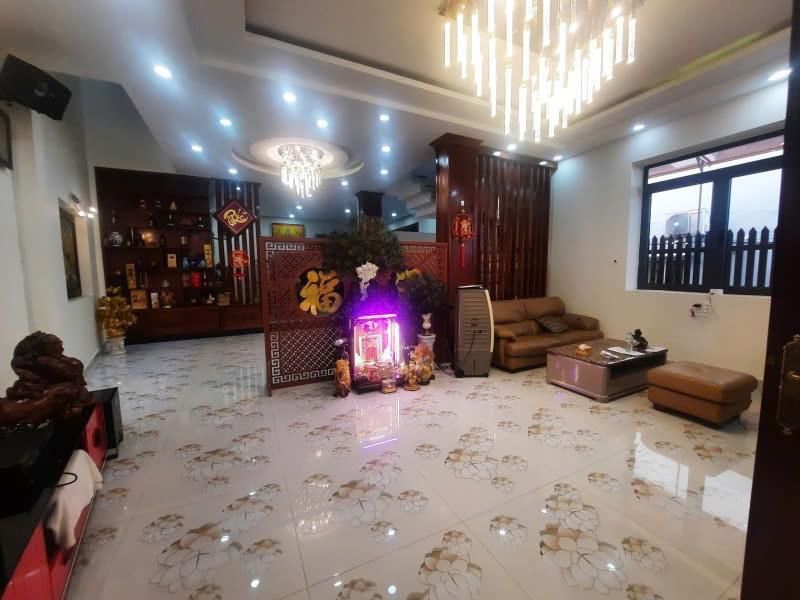 Hạ 2 Tỷ - Bán gấp nhà Biệt Thự - Tân Hòa Đông, ngay Co.op, 10x20m, 4 Tầng - 4PN, 10,9 tỷ.