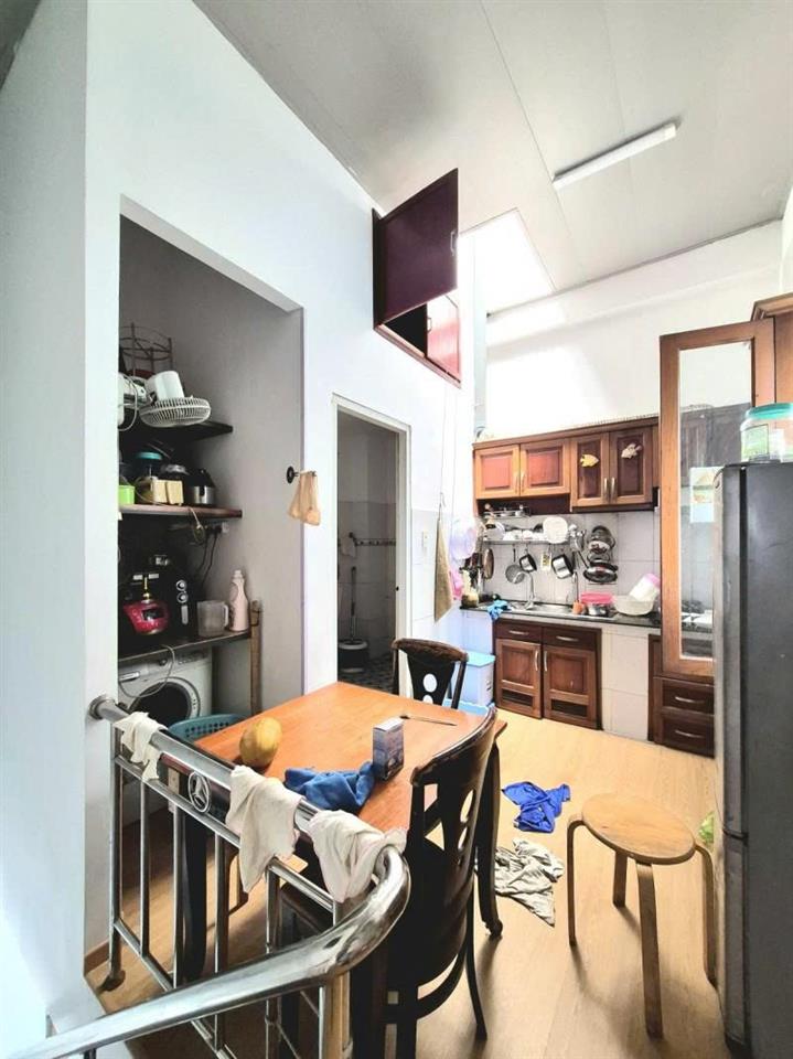 Bán nhà Mặt tiền Gò Dầu - thông ra Bình Longl,  4x11m, 2 Tầng, căn Góc - 2PN, 9,2 Tỷ.
