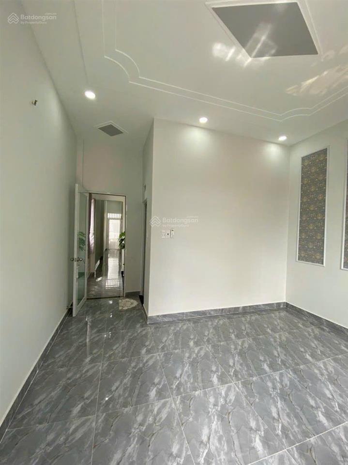 Cần cho thuê nhà hxh 95/2a phổ quang p.2 q.tân bình ngay cc sky center