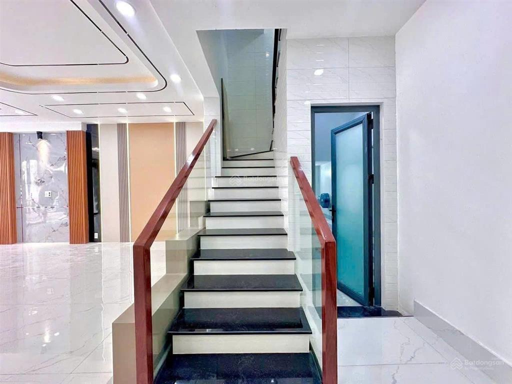 Cần cho thuê nhà mt 5b nguyễn văn vĩnh p.4 q.tân bình ngay khu sân bay sầm uất