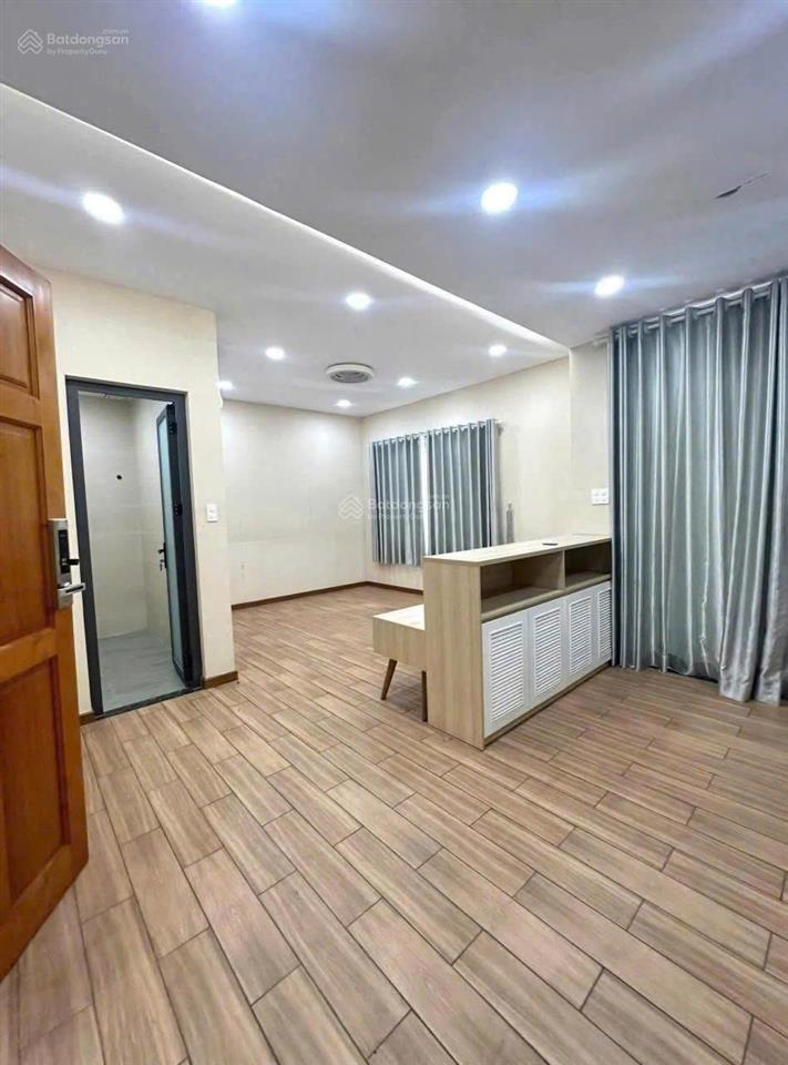 Cần cho thuê tòa nhà mt 341b nguyễn trọng tuyển p.1 q.tân bình gần khúc tân canh