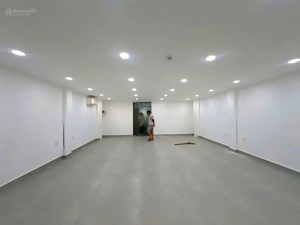 Cần cho thuê nhà mt ngang 6m 60a trương công định p.14 q.tân bình