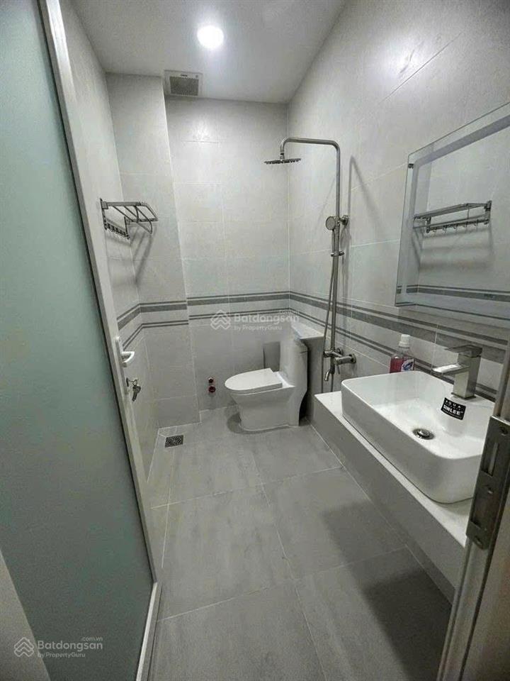 Cần cho thuê nhà mt ngang 6m 60a trương công định p.14 q.tân bình