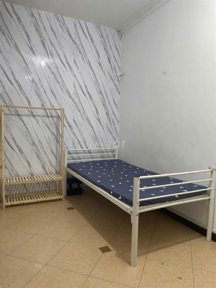 Cho thuê phòng trọ Bình Thạnh giá 2,5tr/tháng