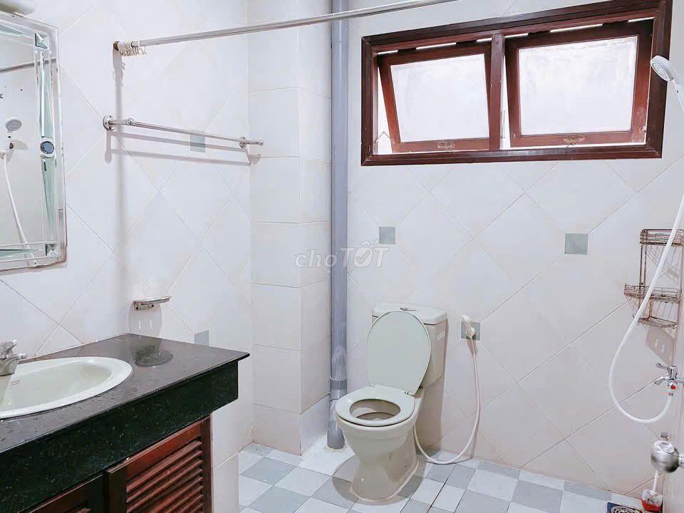 Cho thuê phòng trọ Bình Thạnh giá 2,5tr/tháng
