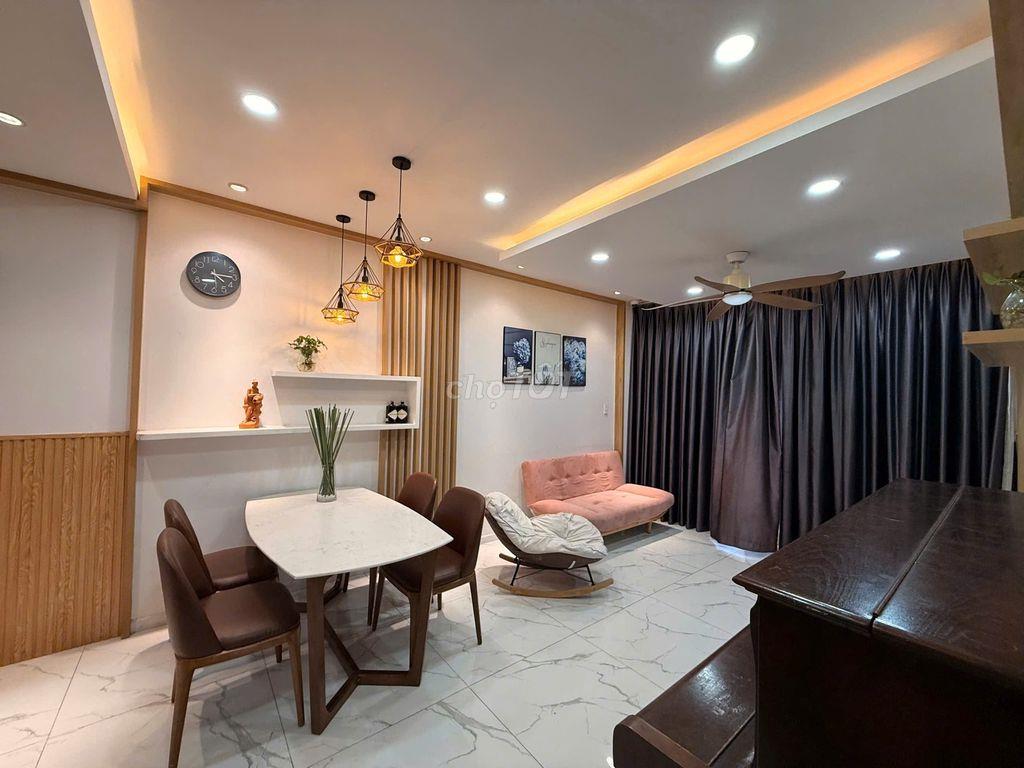 Bán nhà MT khu Nam Long Phú Thuận giá 12 tỷ