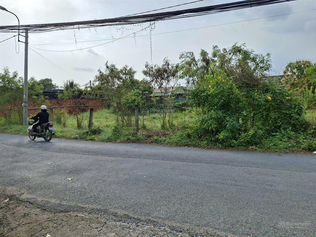 Bán lô đất khu dân cư hiện hữu 600m2 mặt tiền nhựa bùi văn sự