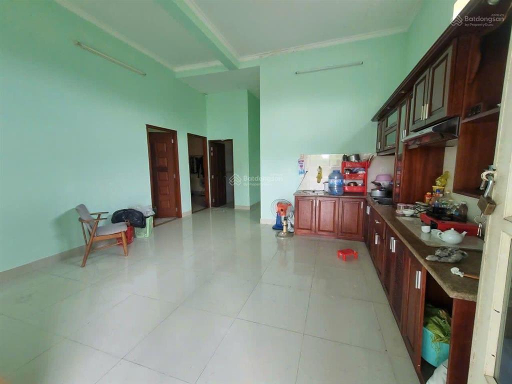 Hạ giá bán gấp căn nhà 205m thổ cư xã qui đức bình chánh