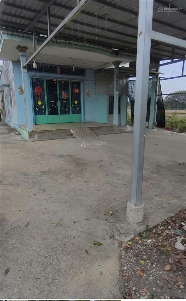 Bán căn nhà giá rẻ mặt tiền lương ngang 252m2 tân nhựt