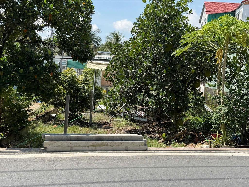 Bán lô đất ngộp 220m mặt tiền thích thiện hòa lê minh xuân