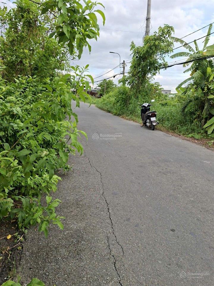 Bán lô đất ngộp qui đức bình chánh