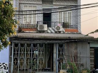 Ngộp bán căn nhà xã bình chánh tphcm