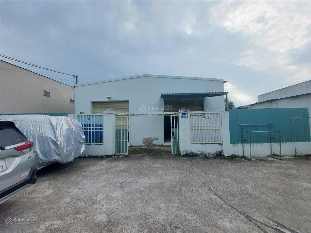 Ngộp hạ bán kho xưởng 517m qui đức bình chánh