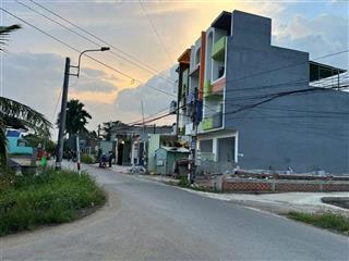 Bán nền đất thổ cư giá rẻ 115m ấp chiến lược xã hưng long