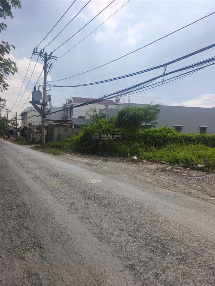 Bán lô đất 136m thổ cư mặt tiền tân long