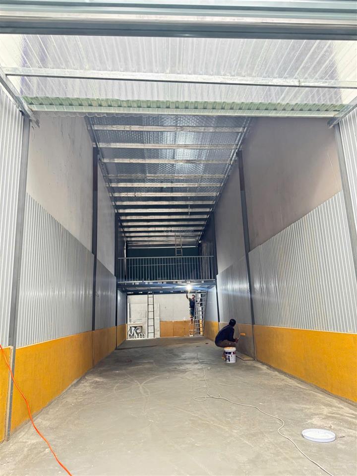 Chính chủ cho thuê kho 120m². giá tham khảo tốt trong khu vực 18tr bl  đtt