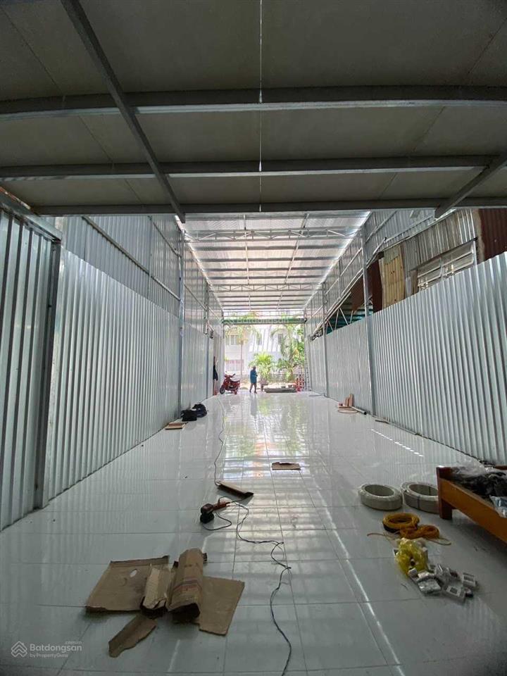 Kho cho thuê cc 6x21m giá 18,5 tr/tháng