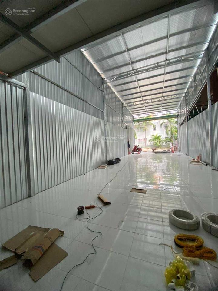 Kho cho thuê cc 6x21m giá 18,5 tr/tháng