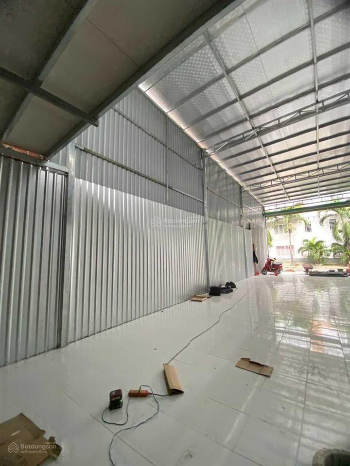 Kho cho thuê cc 6x21m giá 18,5 tr/tháng