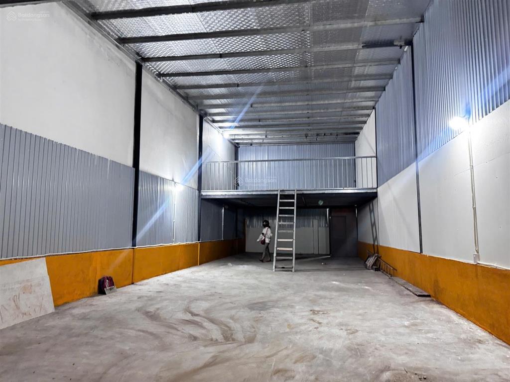 Chính chủ cho thuê kho 120m²  giá chỉ 18,5tr/th