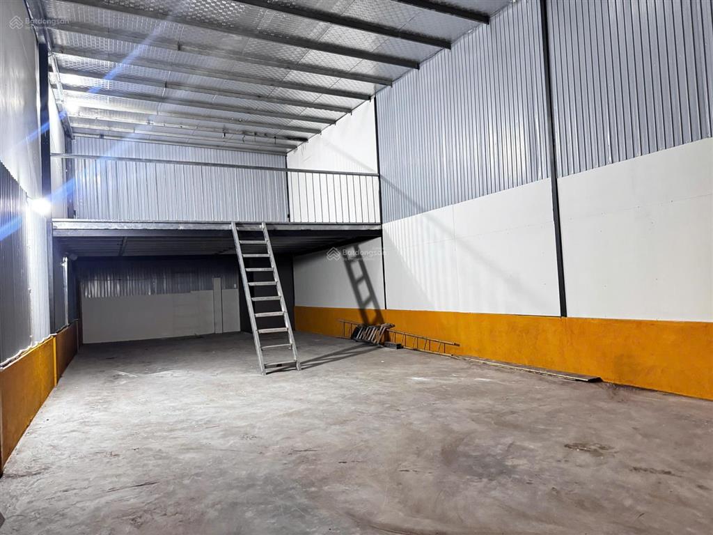 Chính chủ cho thuê kho 120m²  giá chỉ 18,5tr/th