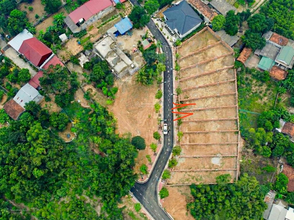 Đất phân lô chợ tình p. xuân hoà cạnh công viên đối diện trường học và nhà văn hoá giá đầu tư tốt