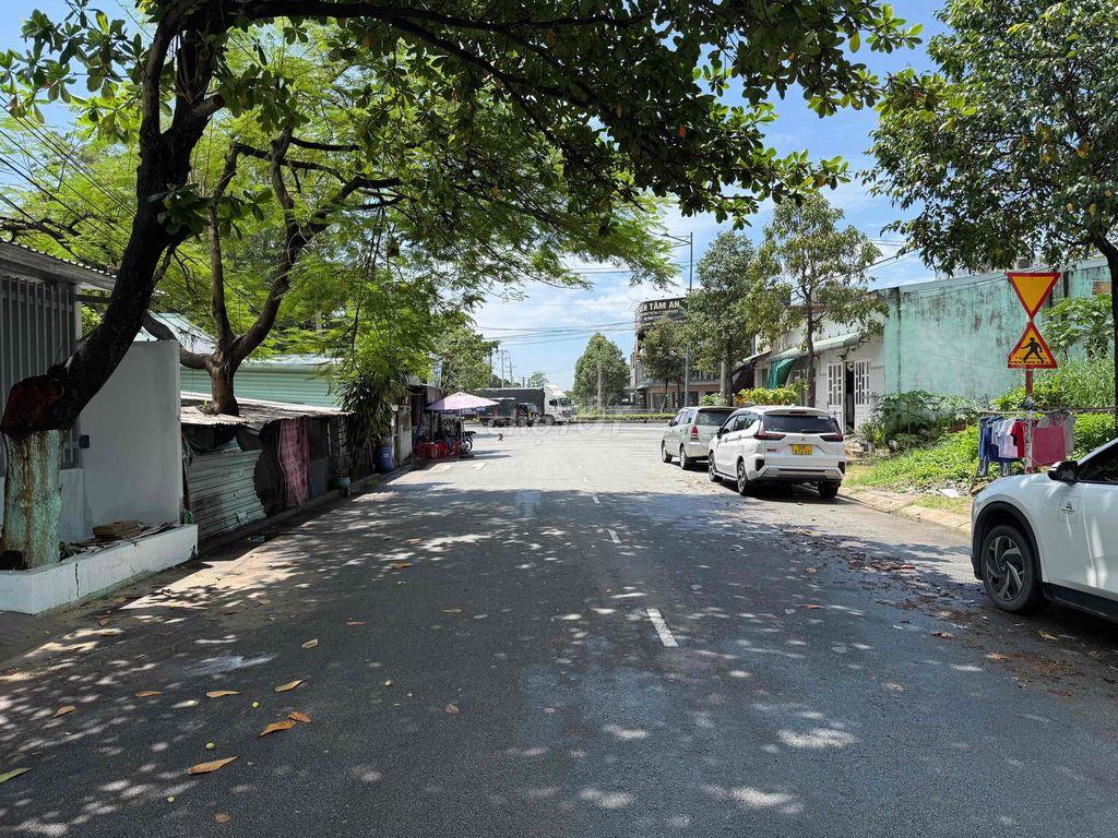 CHO THUÊ NHÀ Ở NGUYÊN CĂN GẦN KDC HOÀNG NAM 2 - PHÚ HOÀ