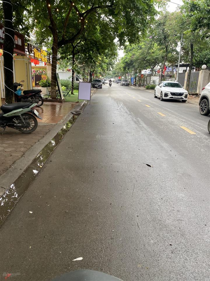 Cần bán nhanh liền kề a23 khu a geleximco lê trọng tấn. giáp vinsmat