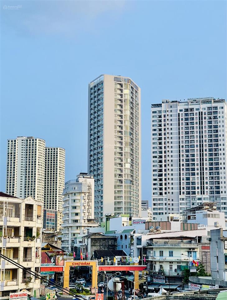 Vị trí đắc địa sổ đỏ 109m2căn góc chợ đầm nha trang.giá 3.8 tỷ