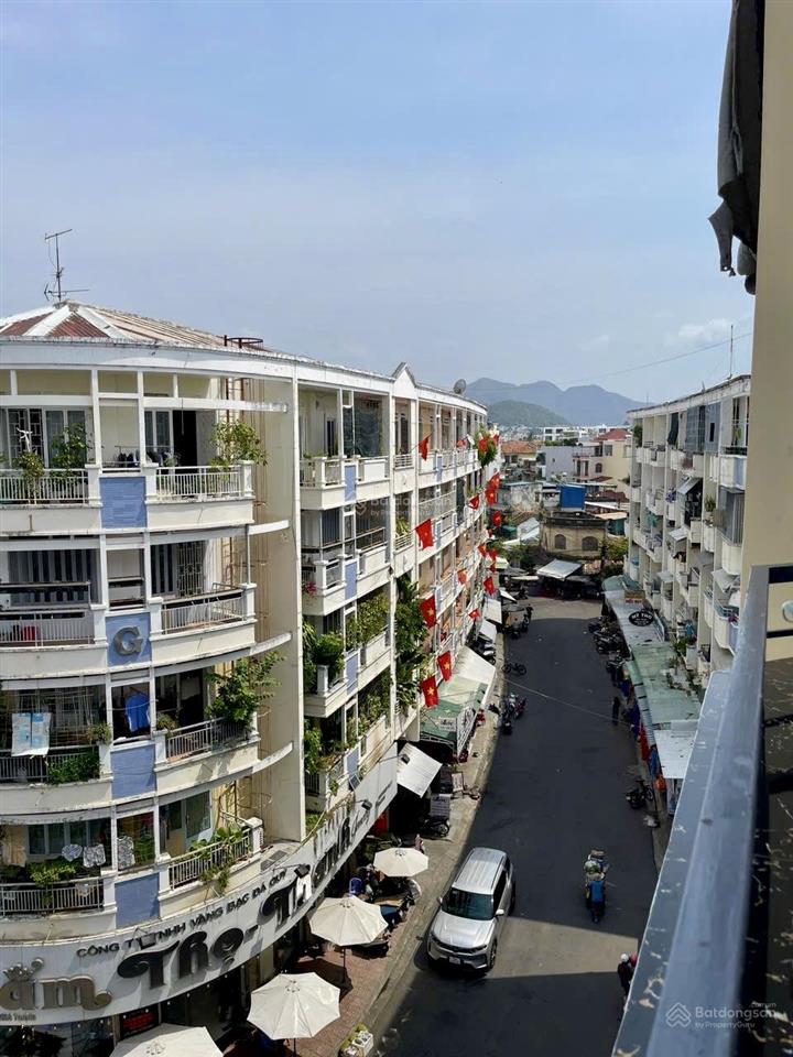 Vị trí đắc địa sổ đỏ 109m2căn góc chợ đầm nha trang.giá 3.8 tỷ