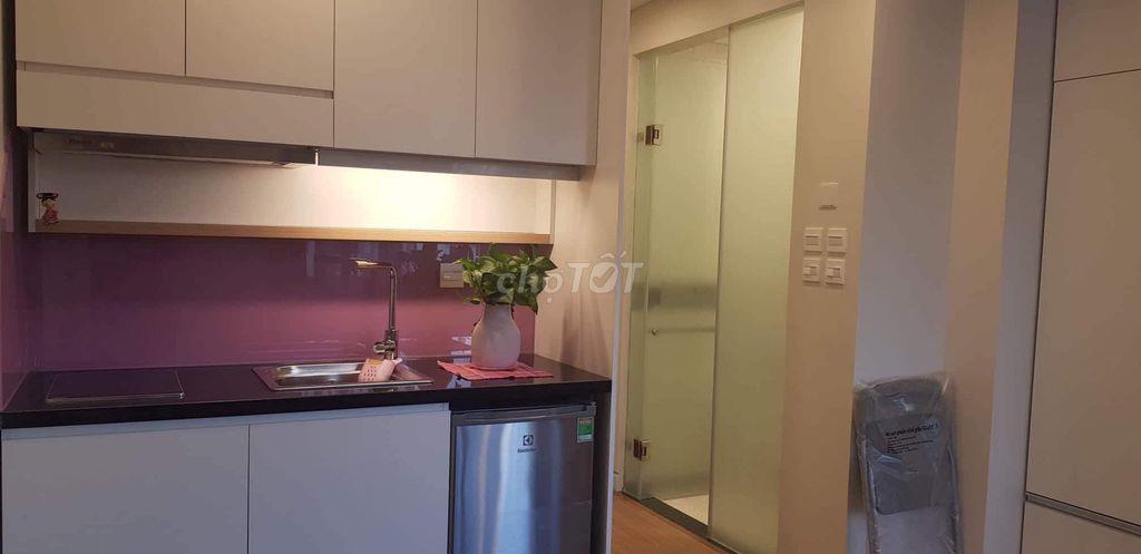 Studio full đồ 20m² – 2 phút ra Hồ Tây – chỉ 5 triệu/tháng